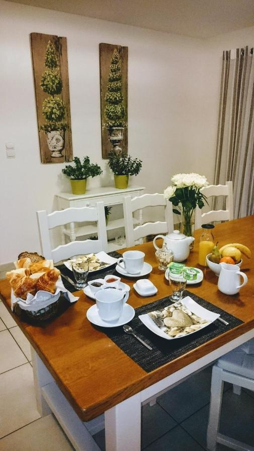 Les Sables Bed & Breakfast Santec ภายนอก รูปภาพ